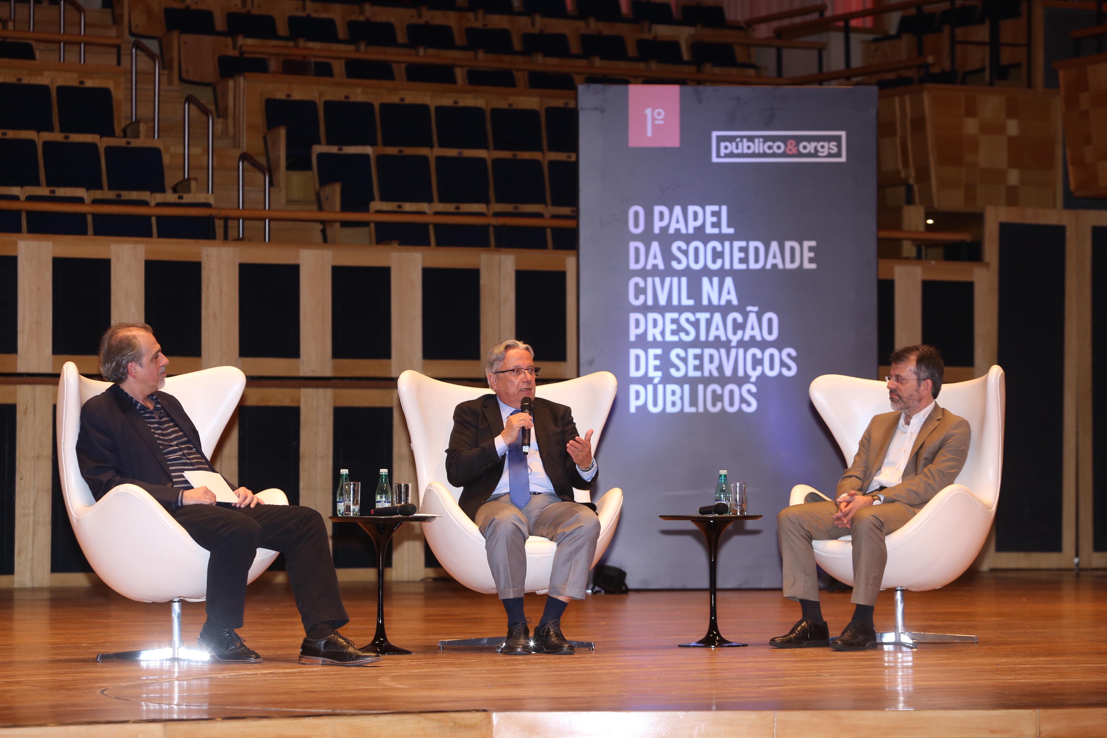 Estadão: coluna Direto da Fonte, de Sônia Racy, registra fotos do 1º Público&Orgs